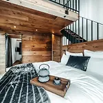 Zsam Chalets Mit Sauna Und Hottub